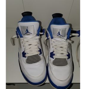 Used Jordan Retro 4